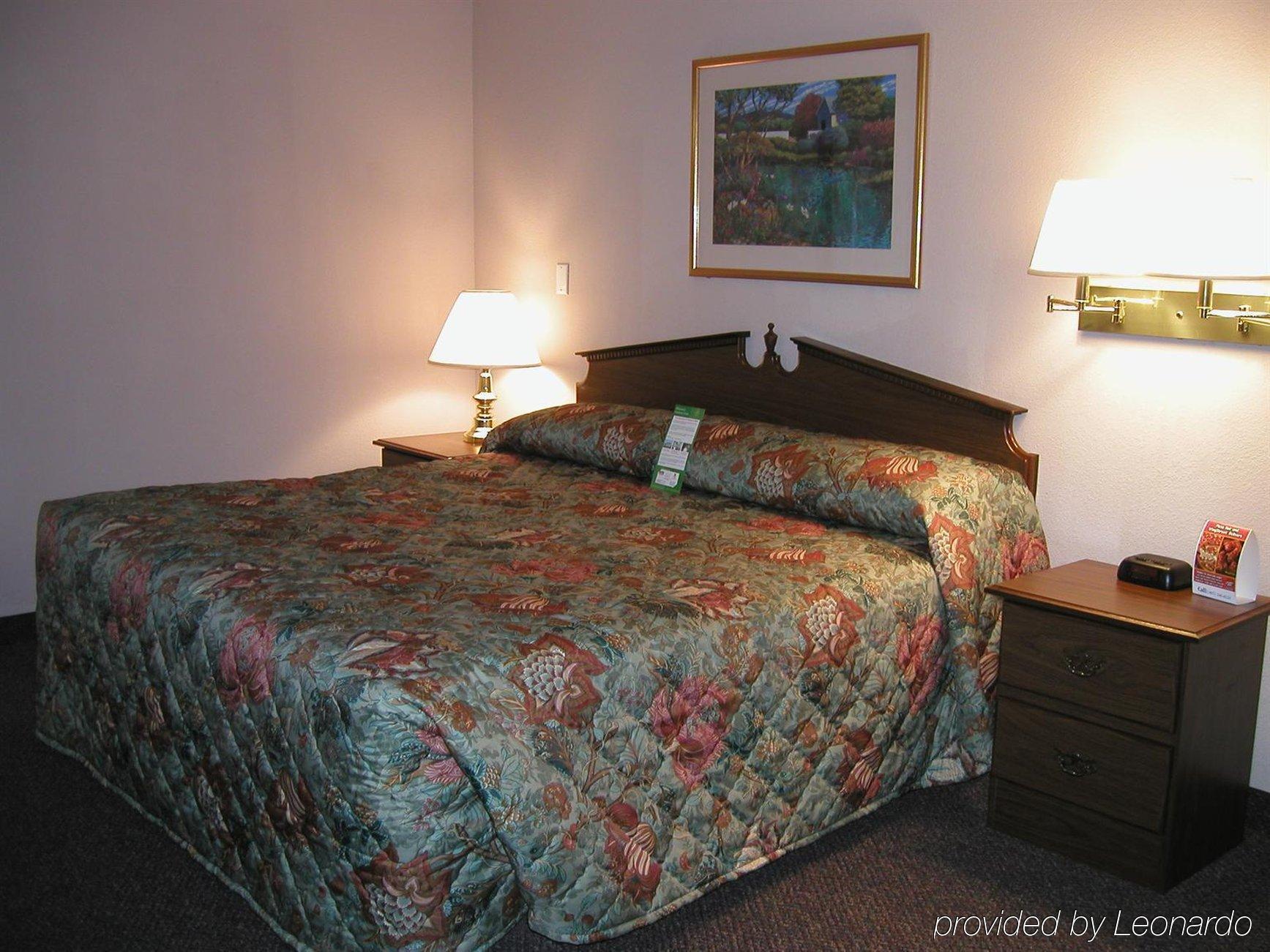 Intown Suites Extended Stay Chesapeake Va - I-64 Crossways Blvd Buitenkant foto