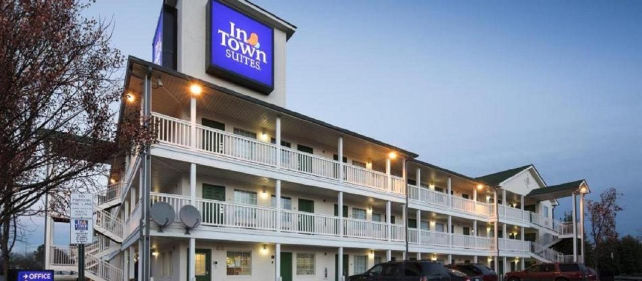 Intown Suites Extended Stay Chesapeake Va - I-64 Crossways Blvd Buitenkant foto