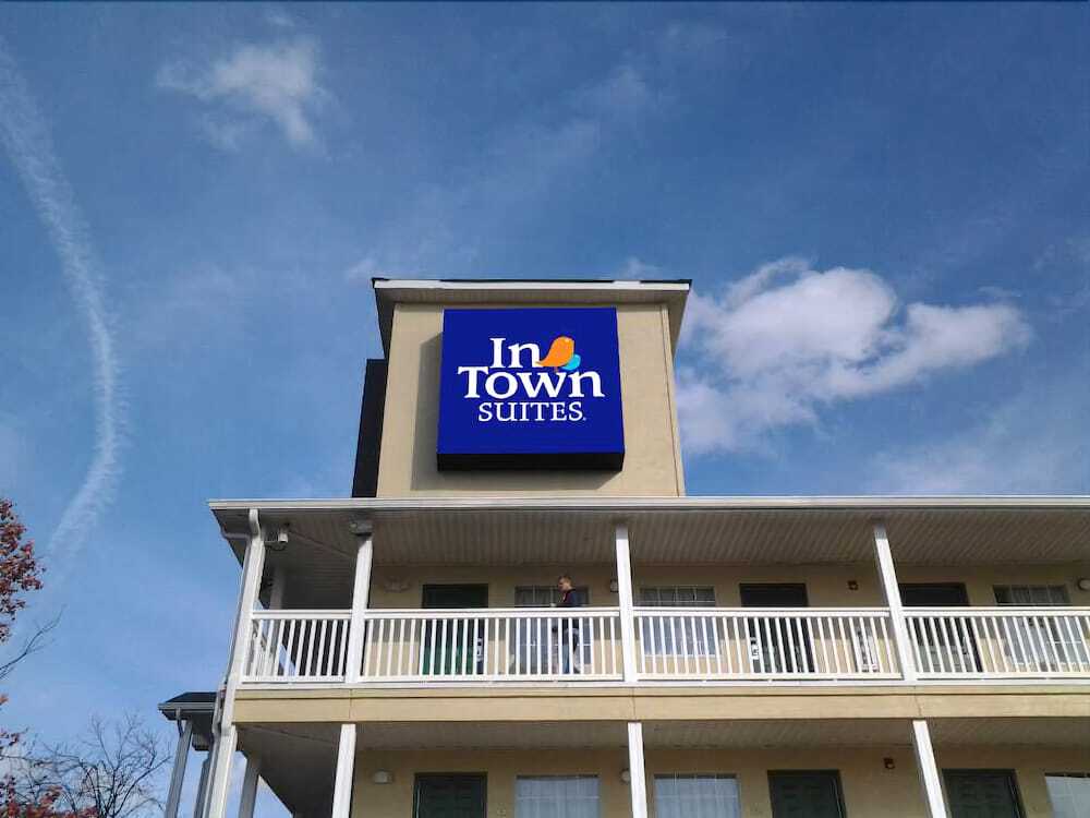 Intown Suites Extended Stay Chesapeake Va - I-64 Crossways Blvd Buitenkant foto